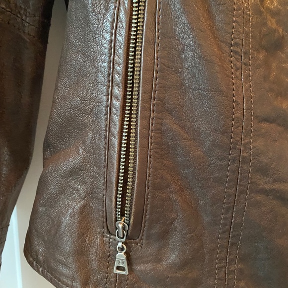 Danier Brown Leather Jacket - Picture 5 of 7